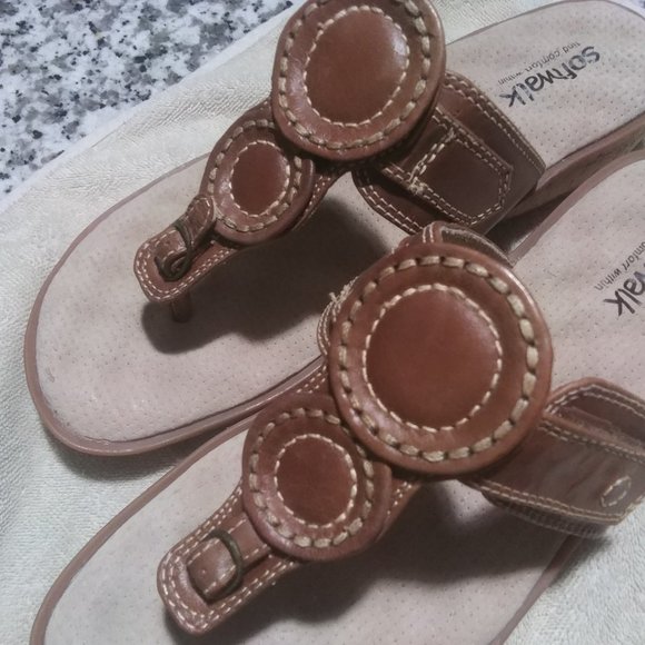 Softwalk Sandals - Picture 1 of 7